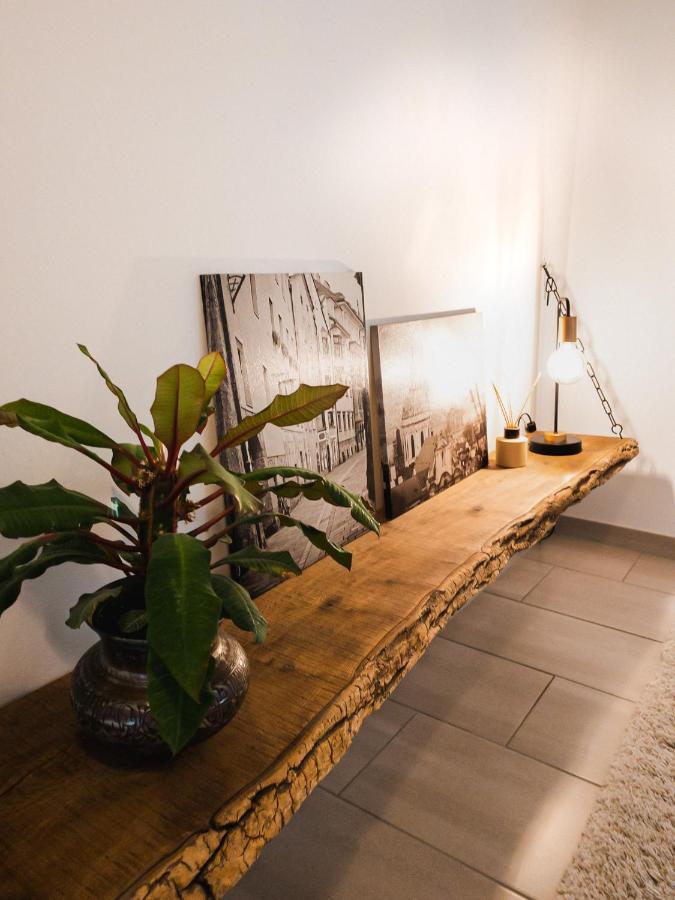 Exklusiv 72Qm Fewo Im Herzen Detmolds, Terrasse Und Kostenloser Parkplatz Zewnętrze zdjęcie